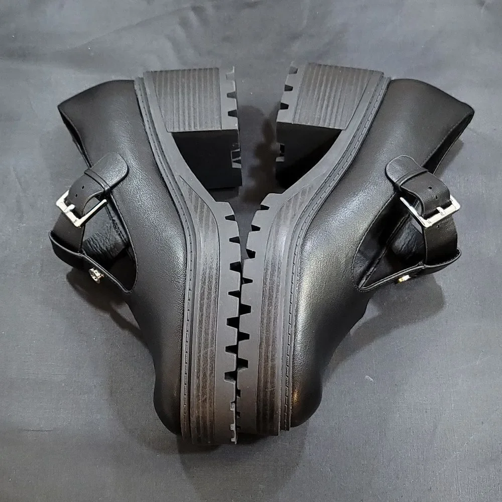 BRAND NEW GBG LOS ANGELES CHUNKY T BAR MARY JANE SHOES